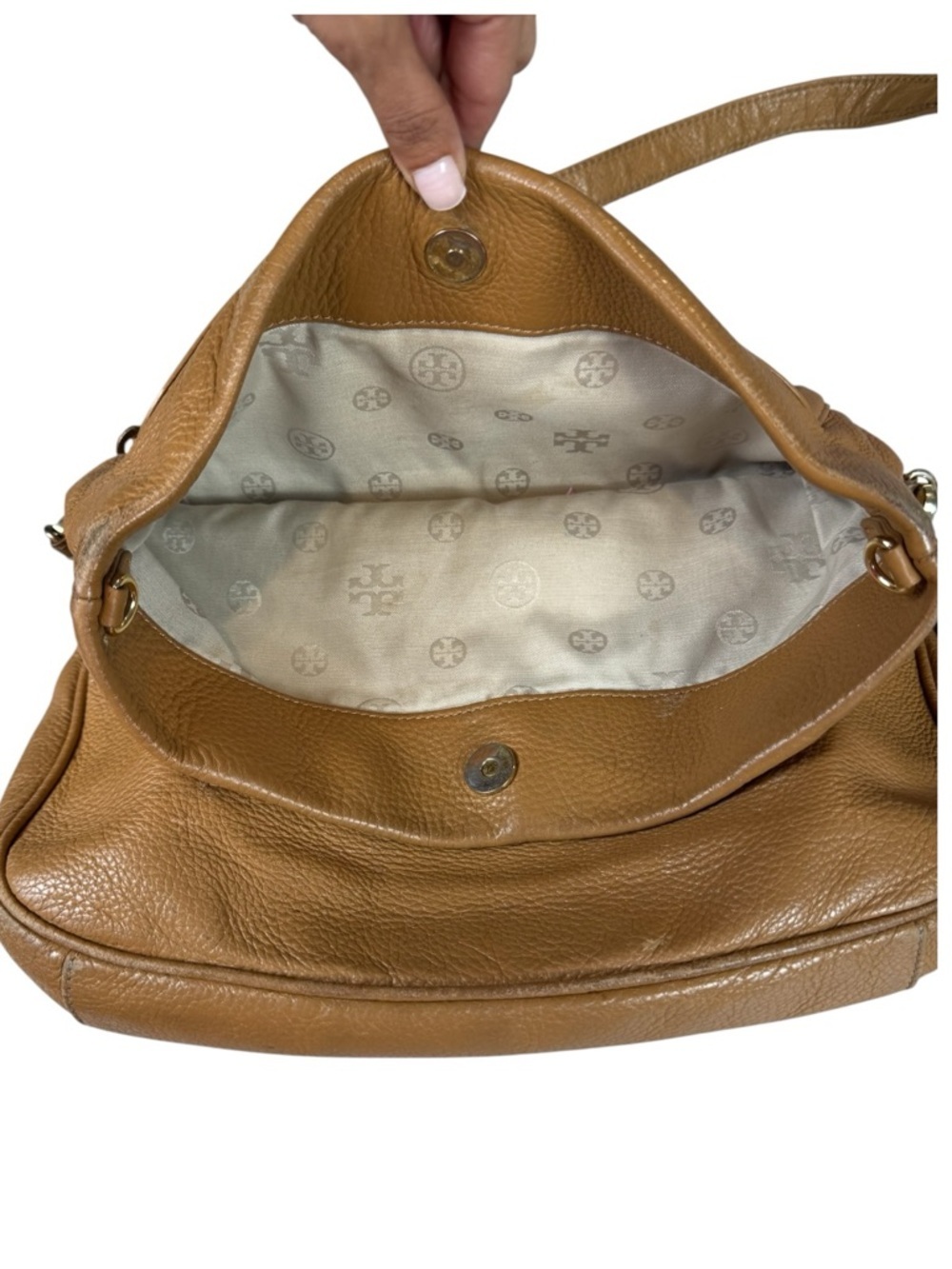 Tory Burch Amanda Camel Tan Pebbled Leather Foldover Crossbody Bag - Picture 4 of 10